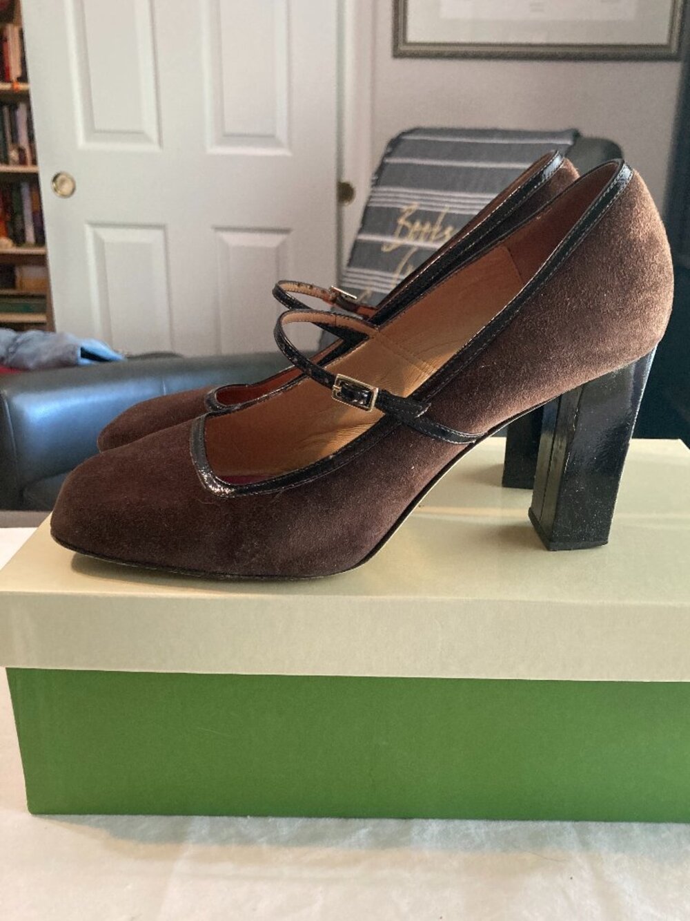 Kate Spade - Trilby Heel - Elegant Chocolate Suede Mary Jane Heels Size 7.5M - Picture 4 of 12